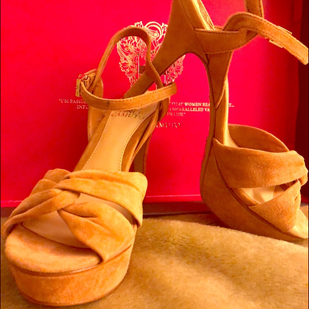 Vince Cumuto Heels